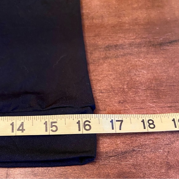 💥Gymshark Perforated Hoodie💥 - Picture 5 of 7